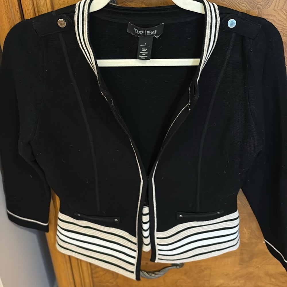 Super cute WHBM cardigan - Picture 4 of 6
